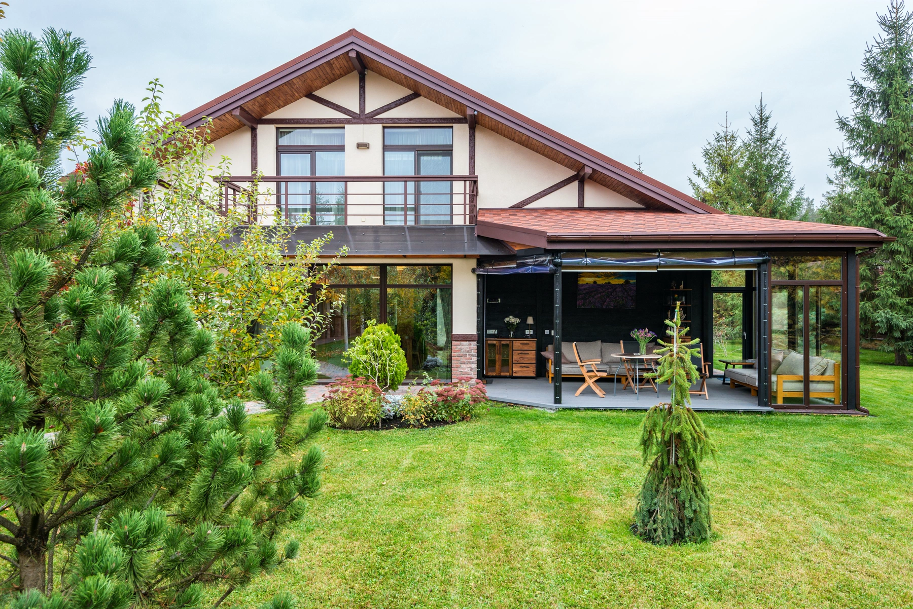 A lived-in garden home with a sheltered outdoor room